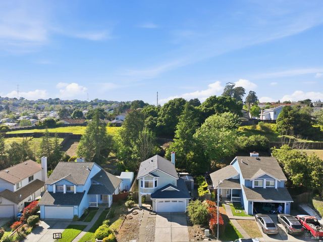 621 New Bedford Dr, Vallejo, CA 94591