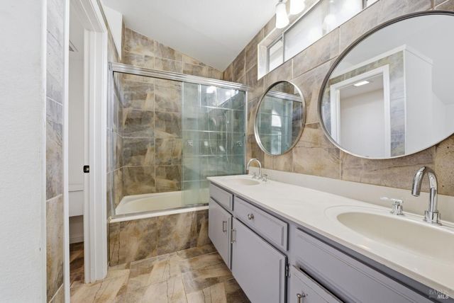 621 New Bedford Dr, Vallejo, CA 94591