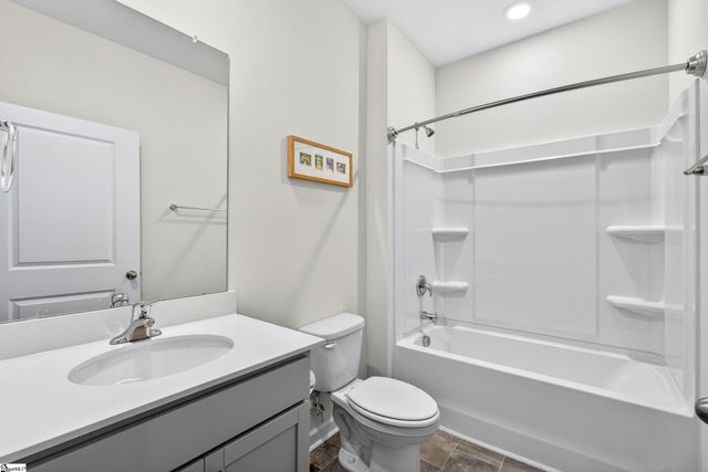 452 Fenwick Drive, Woodruff, SC 29388