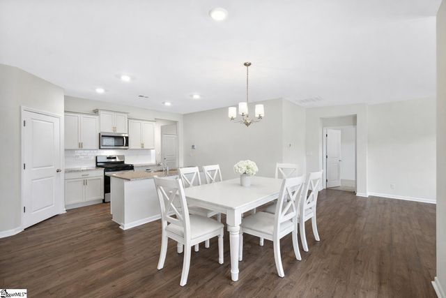 452 Fenwick Drive, Woodruff, SC 29388