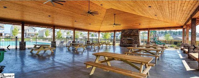 452 Fenwick Drive, Woodruff, SC 29388