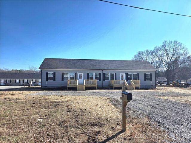 1009 E Airline Street, Gastonia, NC 28054