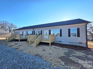 1009 E Airline Street, Gastonia, NC 28054