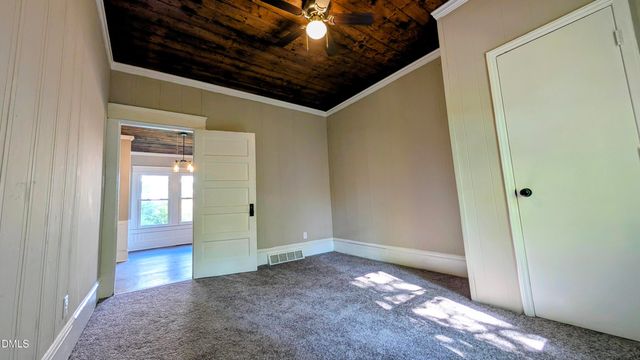 621 Harris Street, Burlington, NC 27217