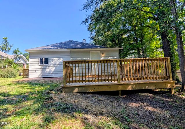 621 Harris Street, Burlington, NC 27217