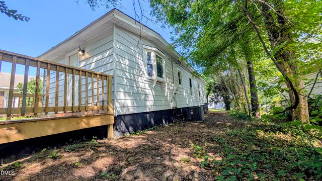 621 Harris Street, Burlington, NC 27217
