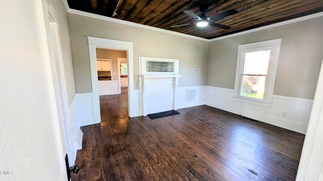 621 Harris Street, Burlington, NC 27217