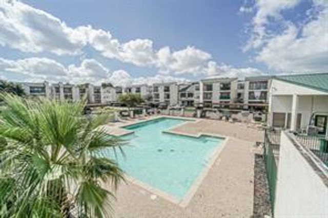 2822 S Bartell Drive 32, Houston, TX 77054