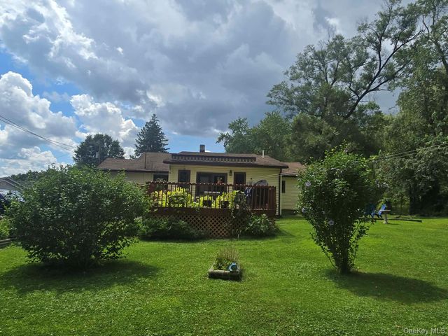 17 Green Lane, Slate Hill, NY 10973