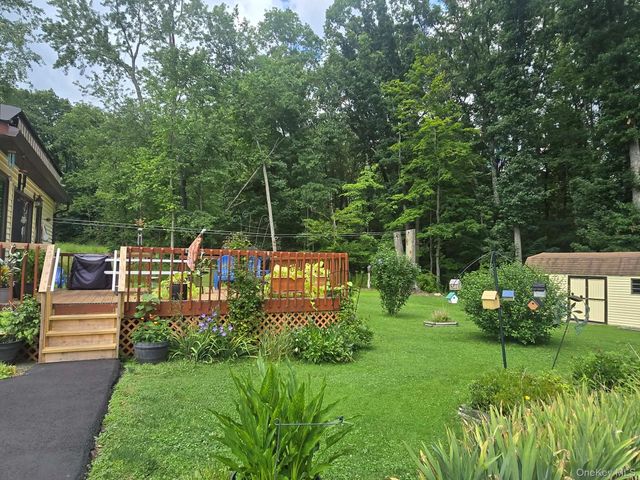 17 Green Lane, Slate Hill, NY 10973