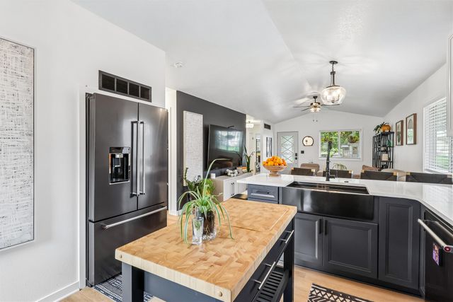 605 E Jackson Avenue, Des Moines, IA 50315