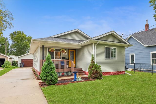 605 E Jackson Avenue, Des Moines, IA 50315