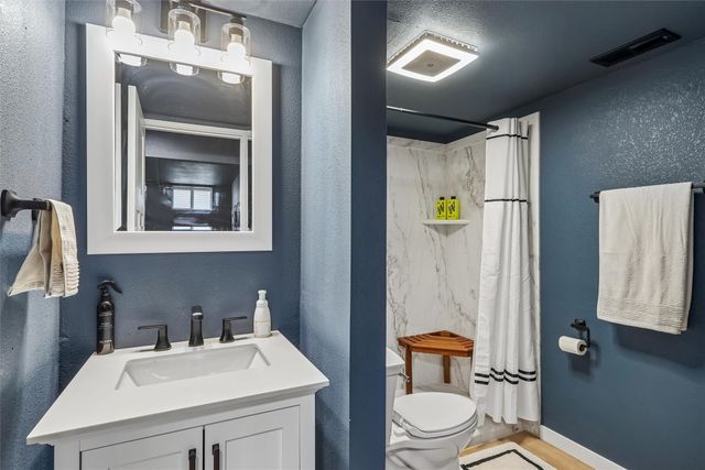 605 E Jackson Avenue, Des Moines, IA 50315