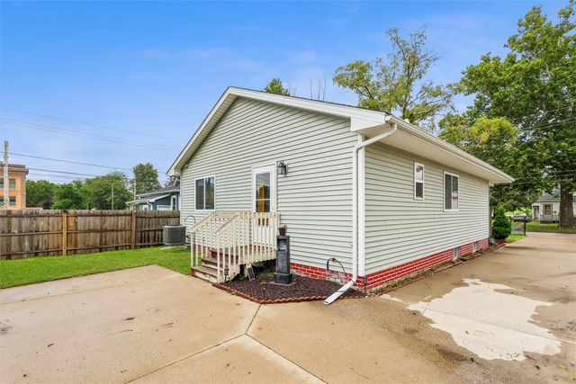 605 E Jackson Avenue, Des Moines, IA 50315
