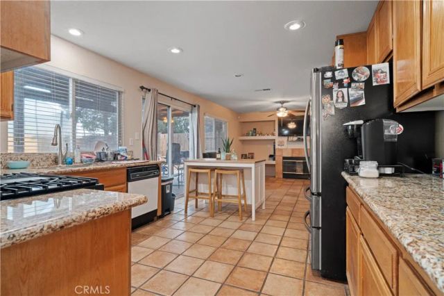 15543 Fairbanks Drive, Victorville, CA 92394