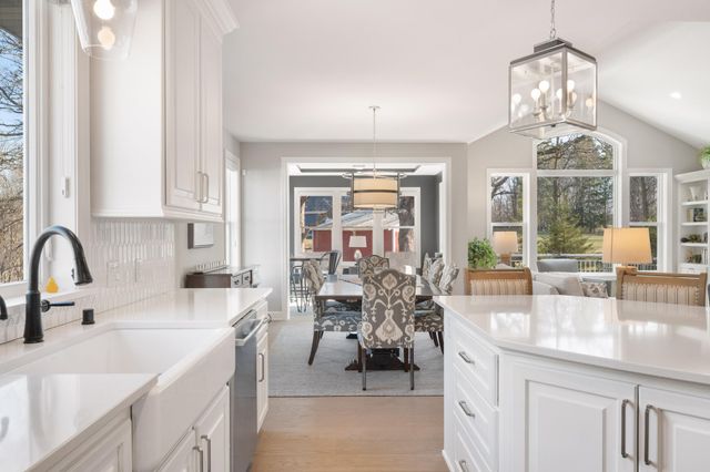 6160 Garland Lane N, Plymouth, MN 55446