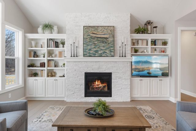 6160 Garland Lane N, Plymouth, MN 55446
