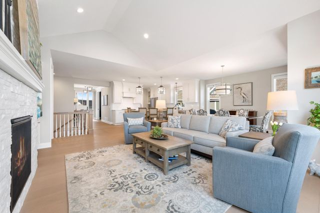 6160 Garland Lane N, Plymouth, MN 55446