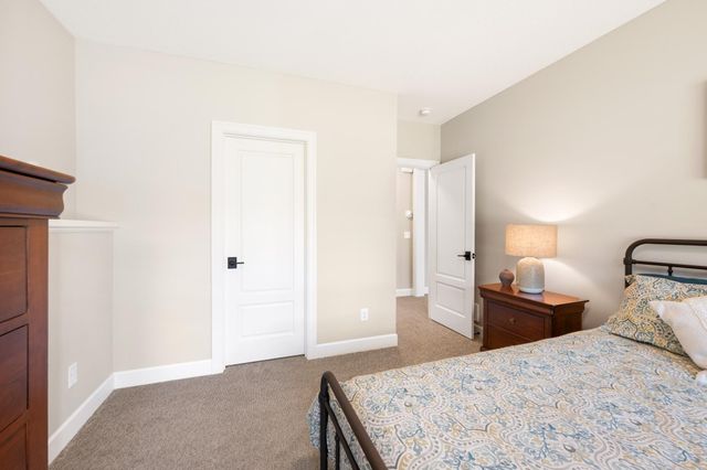 6160 Garland Lane N, Plymouth, MN 55446