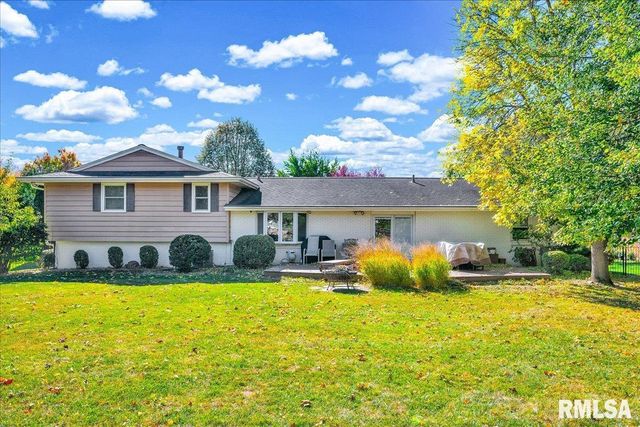 129 W COVENTRY Lane, Peoria, IL 61614