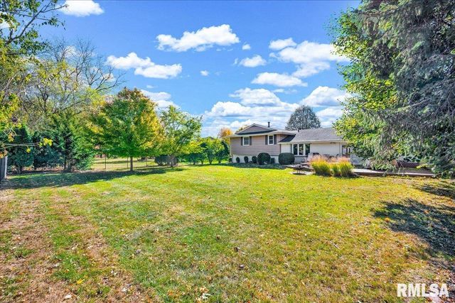 129 W COVENTRY Lane, Peoria, IL 61614