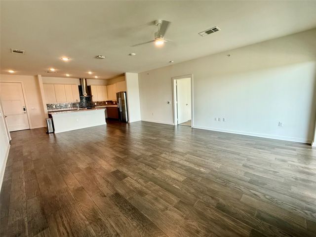 7450 Coronado Avenue 613, Dallas, TX 75214
