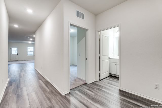 5014 Jovian, San Antonio, TX 78245