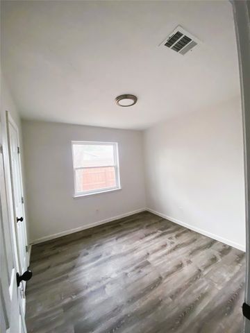 1123 Saturn Drive, Cedar Hill, TX 75104