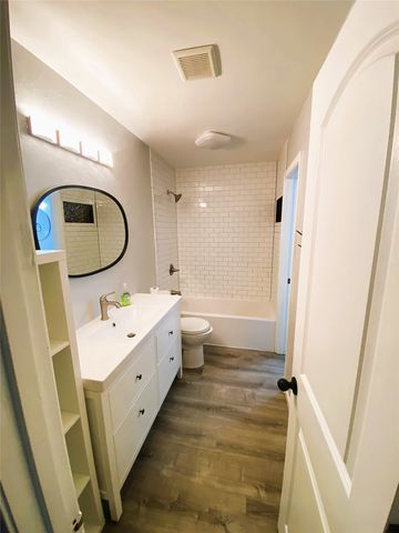 1123 Saturn Drive, Cedar Hill, TX 75104