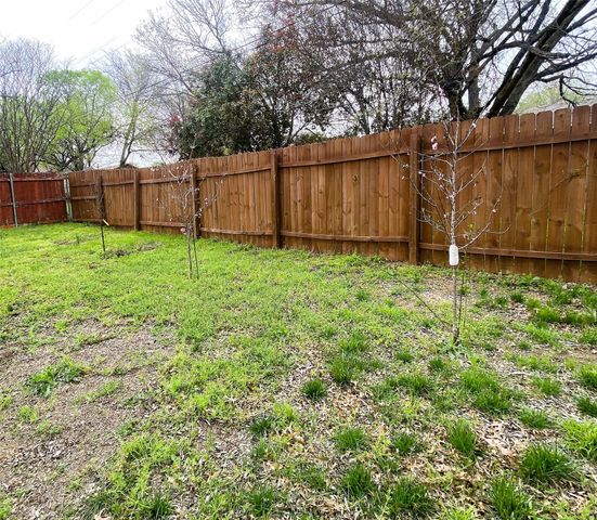 1123 Saturn Drive, Cedar Hill, TX 75104