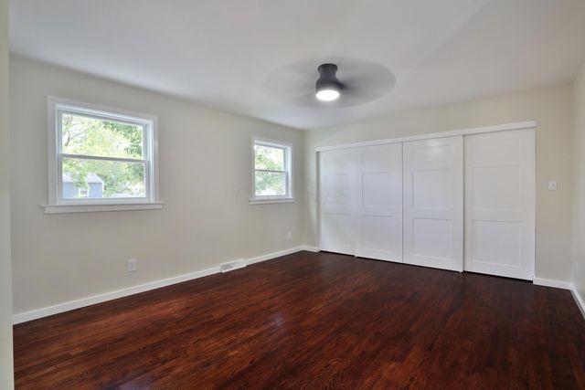 6815 Bowerman Street W, Worthington, OH 43085