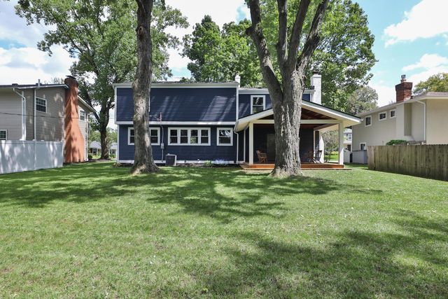 6815 Bowerman Street W, Worthington, OH 43085