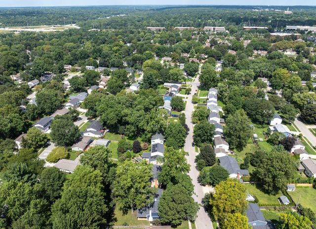 6815 Bowerman Street W, Worthington, OH 43085