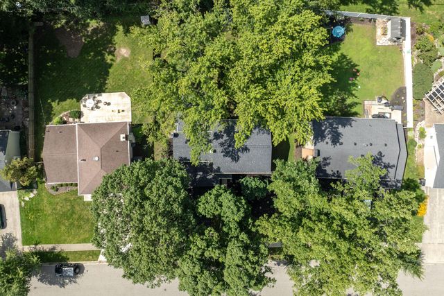 6815 Bowerman Street W, Worthington, OH 43085