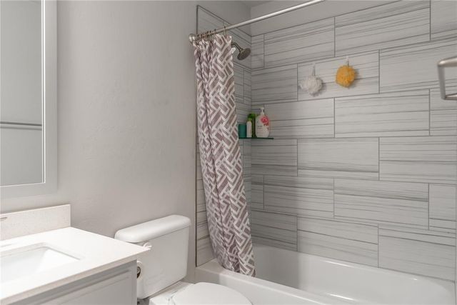 2209 Arcady Avenue, Norman, OK 73026
