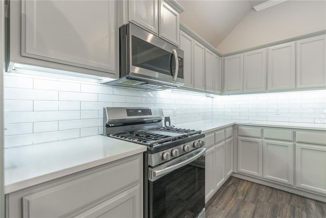 2209 Arcady Avenue, Norman, OK 73026