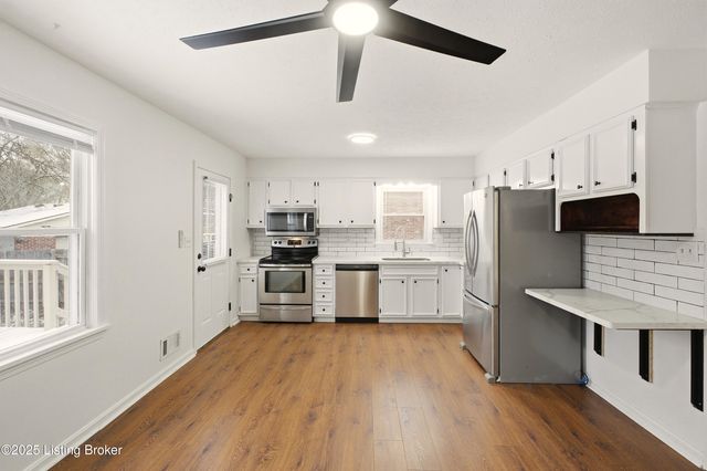 6312 Big Ben Dr, Louisville, KY 40291