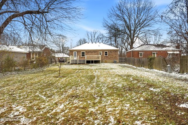 6312 Big Ben Dr, Louisville, KY 40291