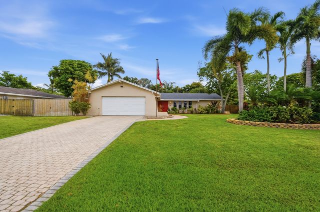 55 W Cypress Road, Lake Worth, FL 33467