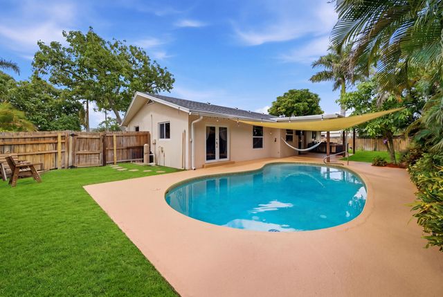 55 W Cypress Road, Lake Worth, FL 33467