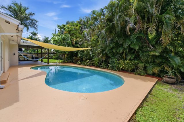 55 W Cypress Road, Lake Worth, FL 33467