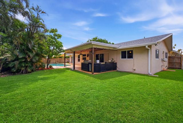 55 W Cypress Road, Lake Worth, FL 33467