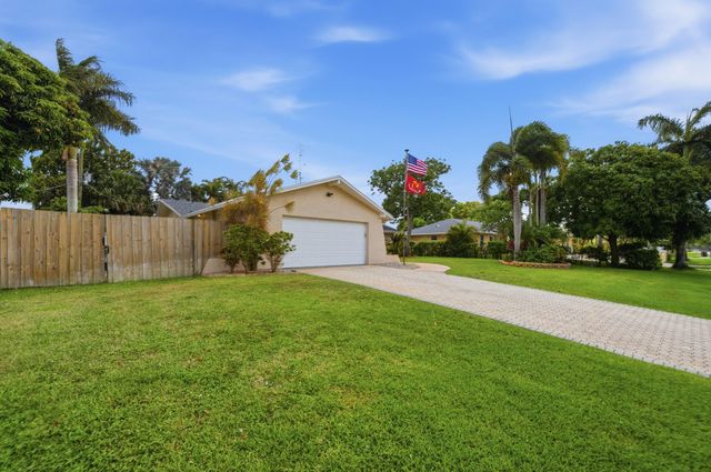 55 W Cypress Road, Lake Worth, FL 33467