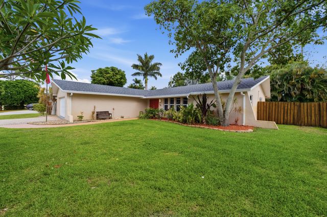 55 W Cypress Road, Lake Worth, FL 33467