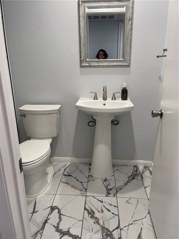 27051 Sun City Boulevard 1, Menifee, CA 92586