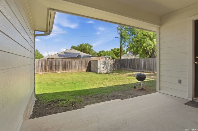 7511 Linkmeadow, San Antonio, TX 78240