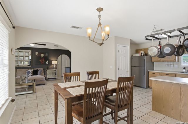 7511 Linkmeadow, San Antonio, TX 78240