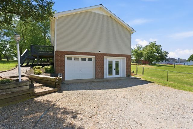 1346 Shahan Rd, Ashland City, TN 37015