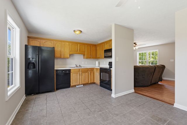1346 Shahan Rd, Ashland City, TN 37015