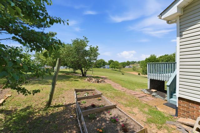 1346 Shahan Rd, Ashland City, TN 37015